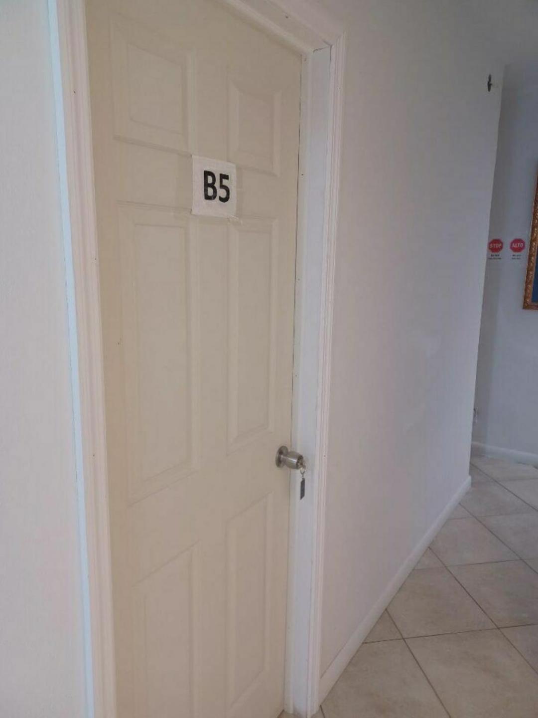 B5 Best Value On Private Bedroom With Private Bathroom In Little Havana, Miami Esterno foto